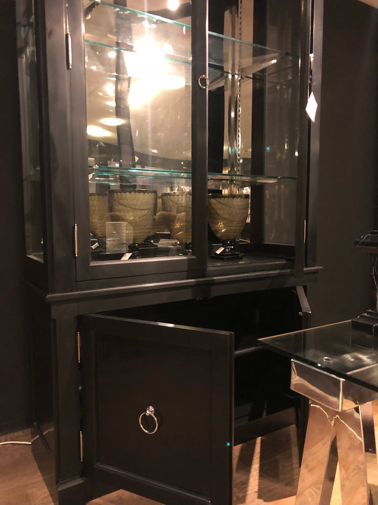 Cabinet Von Saxen Black